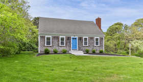 134 Cockle Cove Road, South Chatham, MA 02659