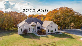 84 Beacon Hill Lane, Litchfield, IL 62056