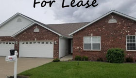 303 Elizabeth Drive, Litchfield, IL 62056