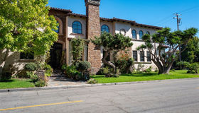 903 10th Street, Manhattan Beach, CA 90266
