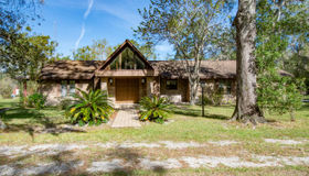 6042 Silver Lake Dr, Palatka, FL 32177