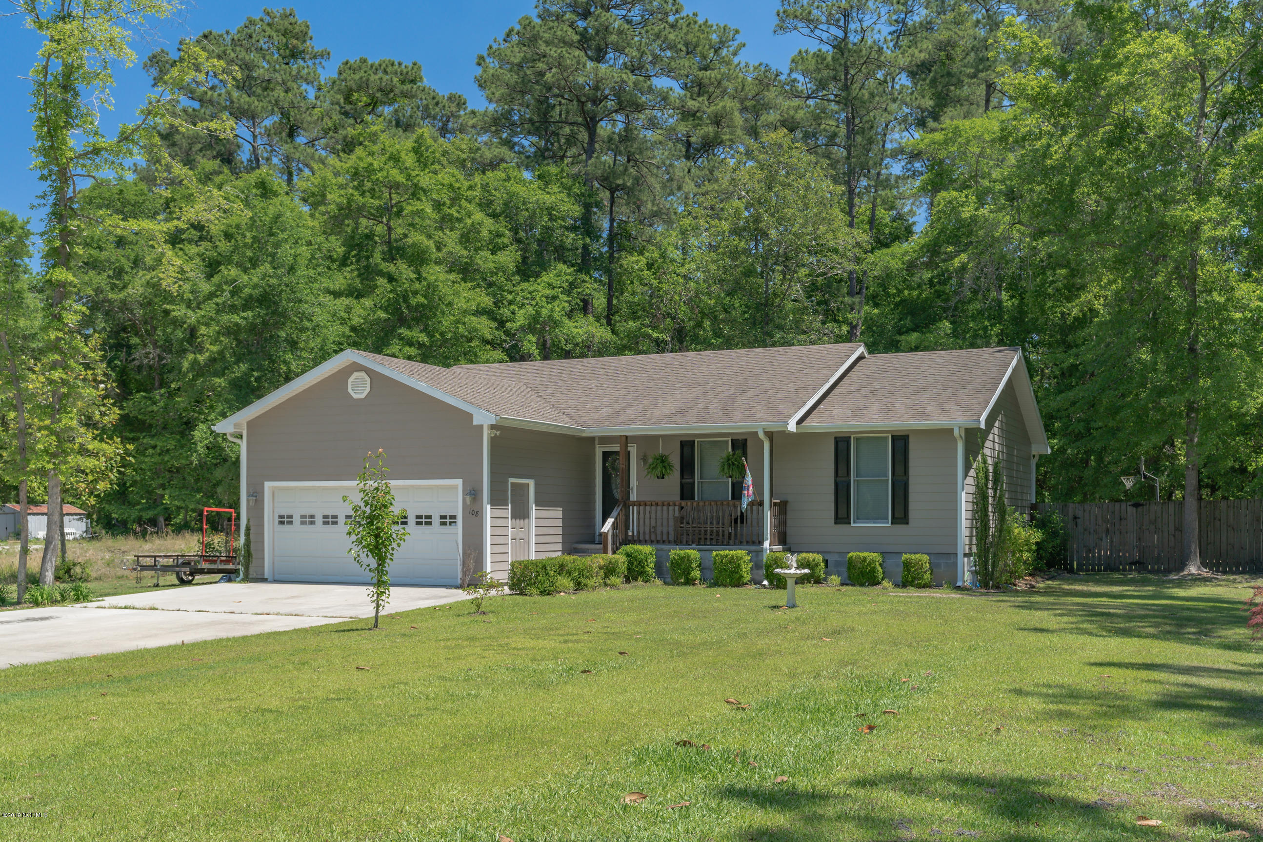 Video Tour 108 Cedar Drive, Riegelwood, NC 28456 Adam Connolly