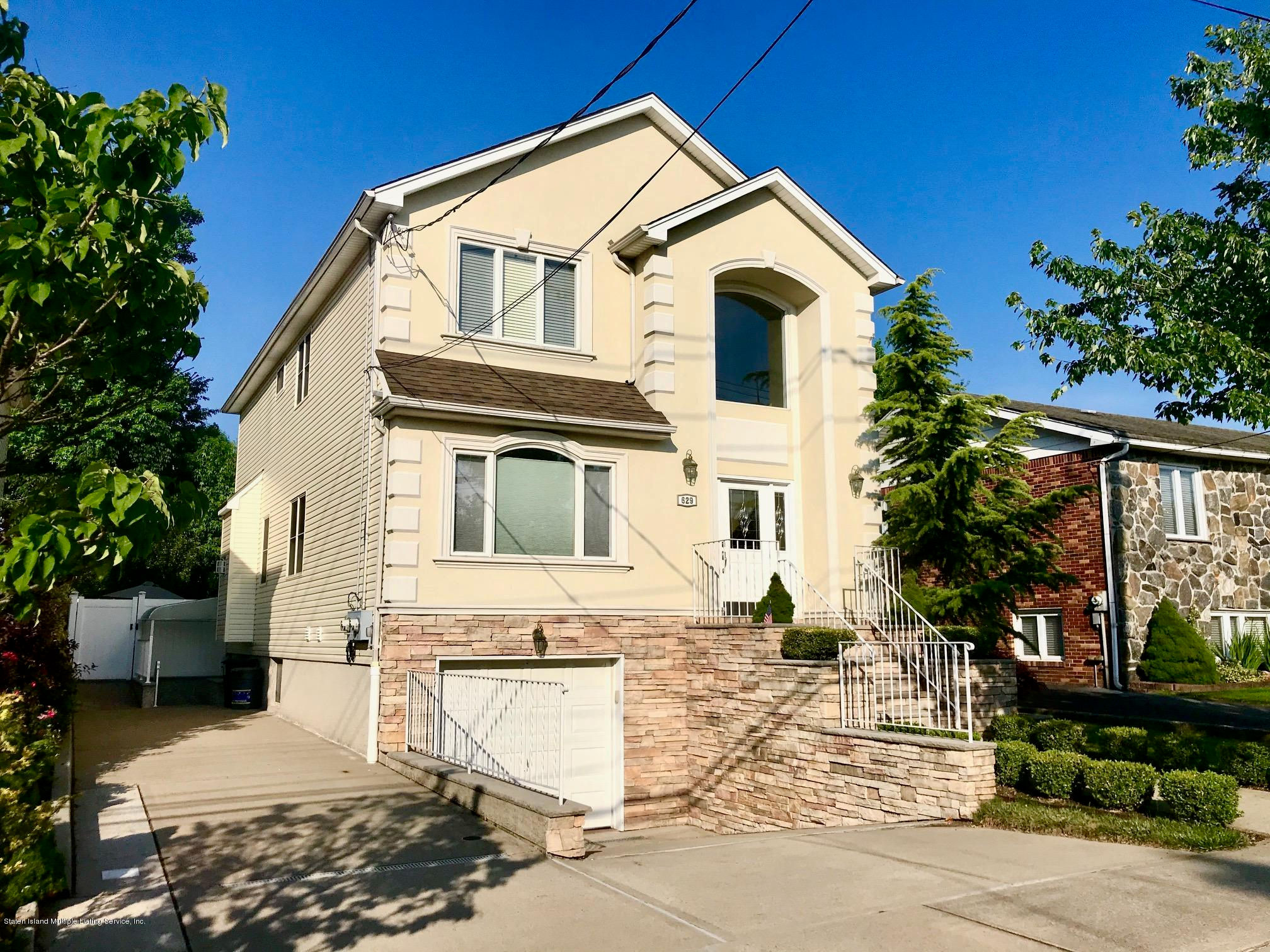 629 Marcy Avenue, Staten Island, NY 10309 now has a new price of