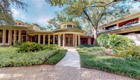 10000 Lindelaan Drive, Tampa, FL 33618