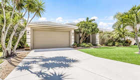 4104 Hearthstone Drive, Sarasota, FL 34238