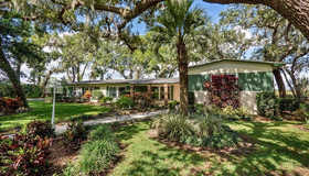 402 Mission Lane, Howey IN The Hills, FL 34737