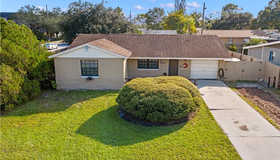 8300 75th Place, Seminole, FL 33777