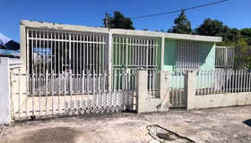 5 St. Estancias Del Rio, Loiza, PR 00772