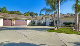 1785 York View Cir, Vista, CA 92084