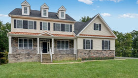 5 Monarch Path, Morganville, NJ 07751