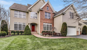 13 Cornwallis Court, Manalapan, NJ 07726