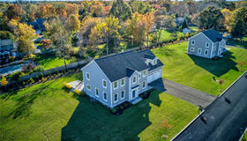 3 Fox Run Rd, Barrington, RI 02806