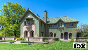 910 Gaylord Street, Denver, CO 80206