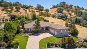 6041 North Vine Street, Vacaville, CA 95688