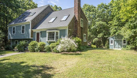 92 County Street, Lakeville, MA 02347