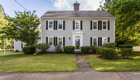 73 E Main St, West Brookfield, MA 01585