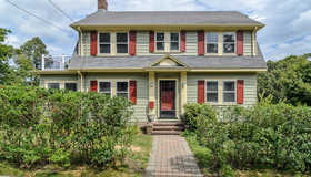 297 Gray St, Arlington, MA 02476