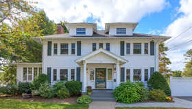 27 Wolcott Ave, Andover, MA 01810