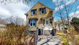 9 Anderson Ave, Worcester, MA 01604