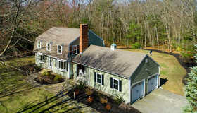 280 Quinapoxet St, Holden, MA 01522