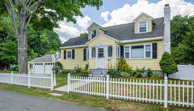 45 Park Avenue, Reading, MA 01867