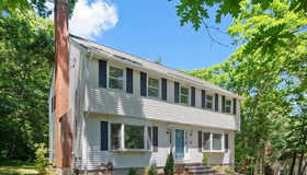 292 Rea St, North Andover, MA 01845