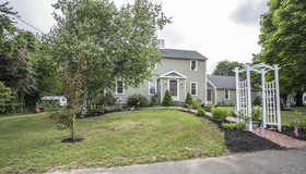 38 Saddle Dr, Bridgewater, MA 02324