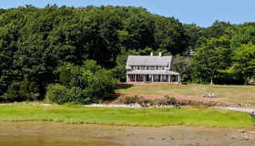 60 Crescent St, Duxbury, MA 02332