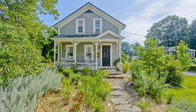 13 Lexington Ave, Northampton, MA 01062