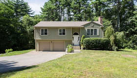 77 Lyon Rd, West Brookfield, MA 01585