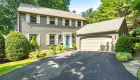 86 Red Gate Lane, Reading, MA 01867