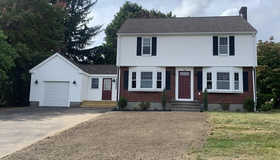 20 Rosenfeld Ave, Milford, MA 01757