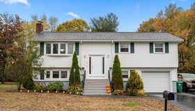 9 Belmont Rd, Burlington, MA 01803