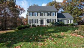 7 Round Table Road, Shrewsbury, MA 01545