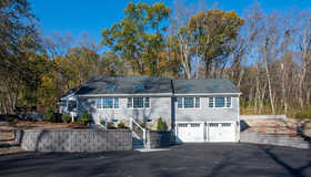 74 Argilla Rd, Ipswich, MA 01938