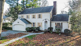 17 Hollywood Road, Winchester, MA 01890