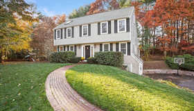 4 Boxwood Ln, Duxbury, MA 02332