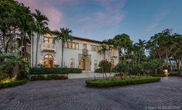 8901 Arvida Ln, Coral Gables, FL 33156