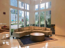 41 Se 5th St #1707, Miami, FL 33131
