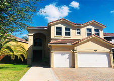 2203 sw 150th CT, Miami, FL 33185