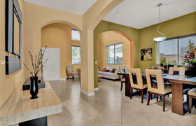 Real estate listing preview #10