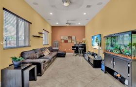 Real estate listing preview #12