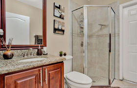 Real estate listing preview #18