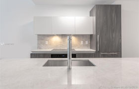 Real estate listing preview #6