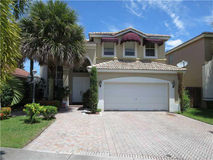16063 sw 44 Ln, Miami, FL 33185