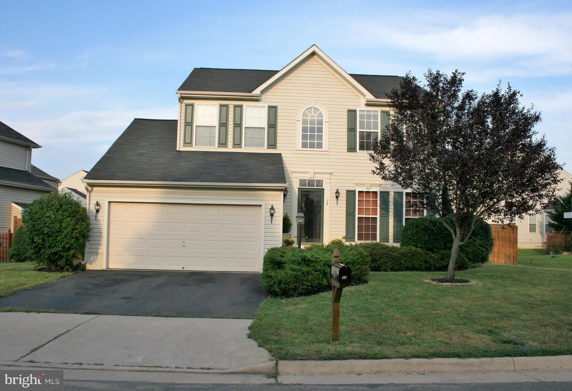 14 POTTERFIELD DR LOVETTSVILLE, VA 20180 is now new to the market