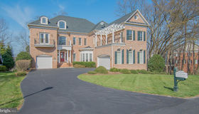 18208 Shinniecock Hills Place, Leesburg, VA 20176