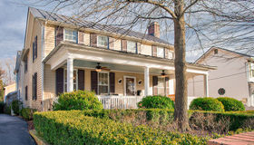 416 S King Street, Leesburg, VA 20175