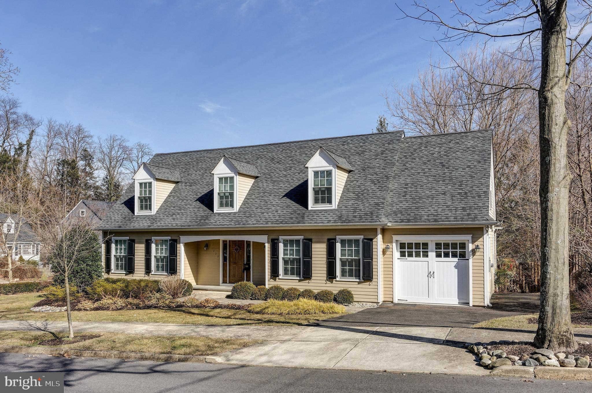 225 WALNUT ST HADDONFIELD, NJ 08033 is now new to the market!