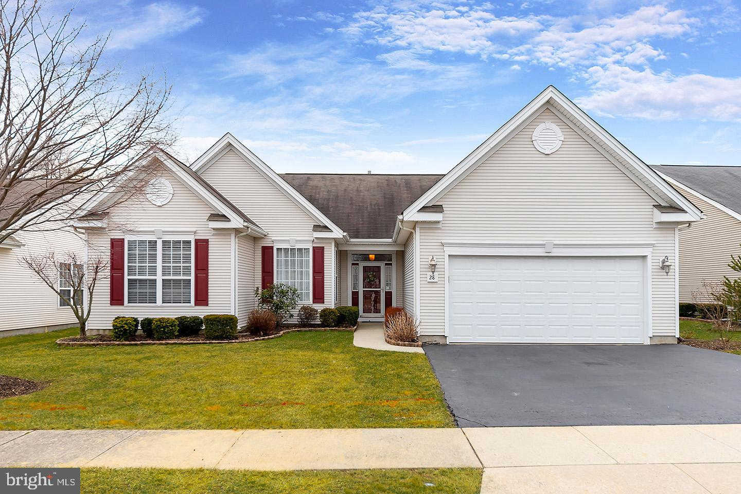 28 Chamber Lane, Columbus, NJ 08022 now has a new price of $349,000!